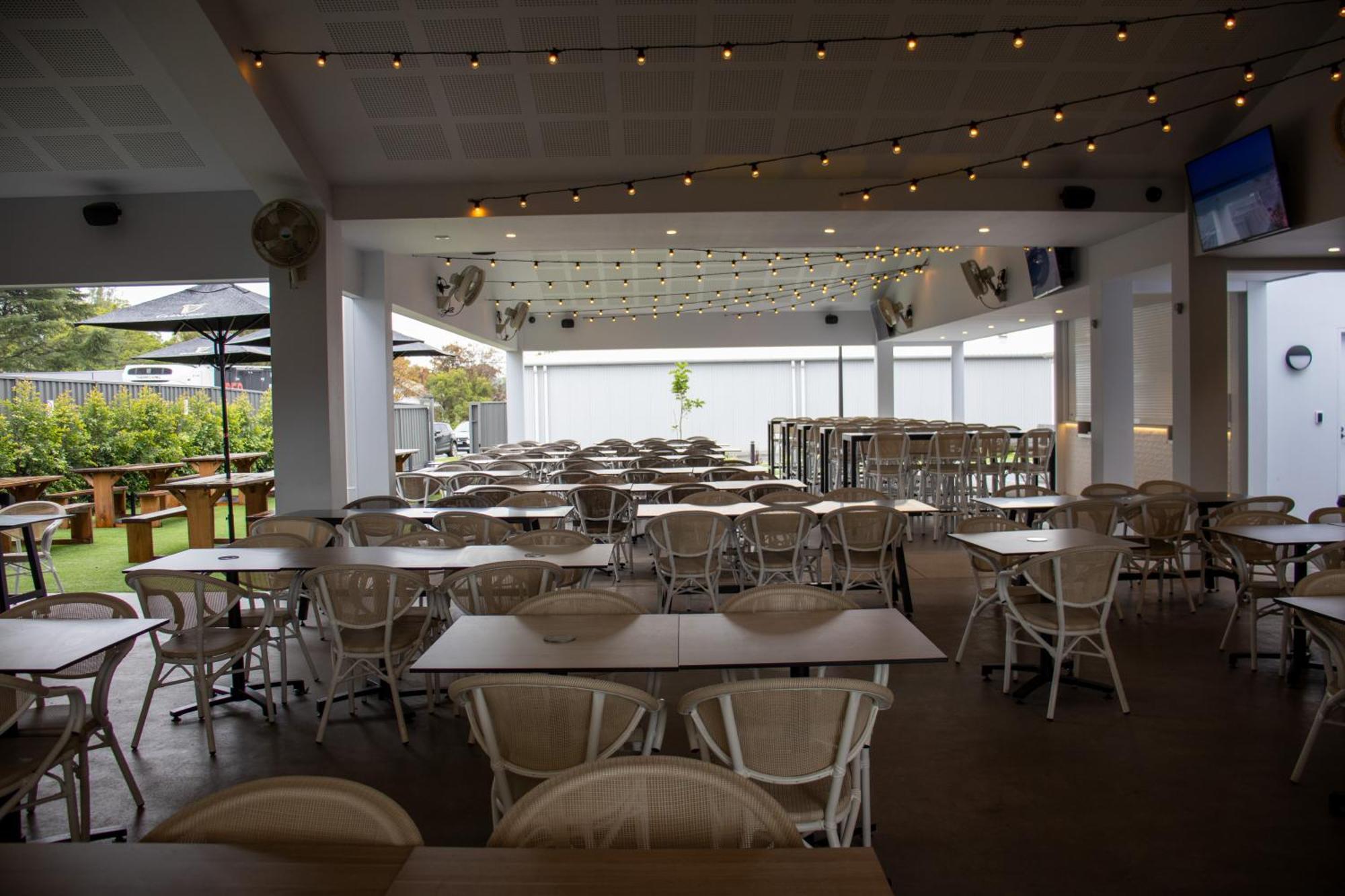 Bellbird Hotel เซสส์น็อก ภายนอก รูปภาพ